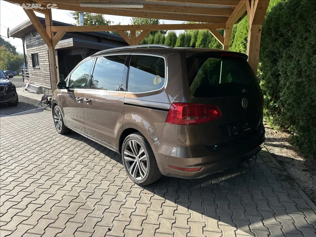 Volkswagen Sharan, 2,0 TDi 130kW EDICE LIFE FULL - fotka 3