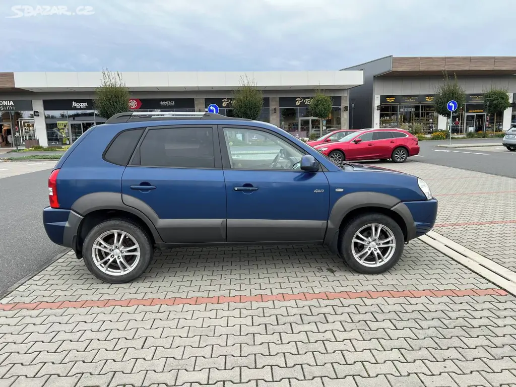 Hyundai Tucson 2.0 CRDi 103kw po 1maj v ČR NAVI - fotka 2