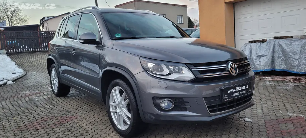 VW Tiguan 1,4TSi 110kW DSG R-Line Bi-Xenon 75000km - fotka 3