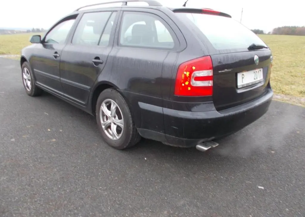 Škoda Octavia 2,0 110 KW 127 000 km nová STK - fotka 3