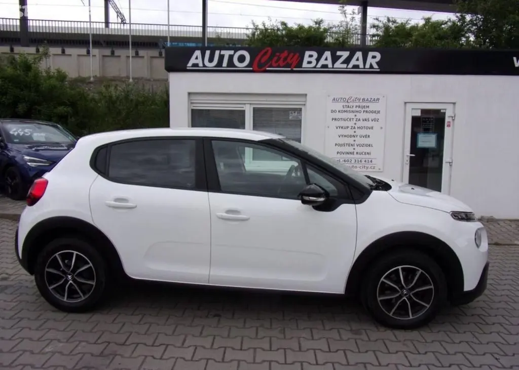 Citroën C3 1,2i benzín manuální - fotka 2