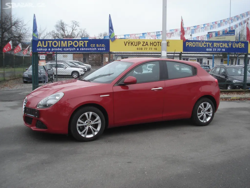 Alfa Romeo Giulietta, 1.6 JTD 88KW - fotka 2