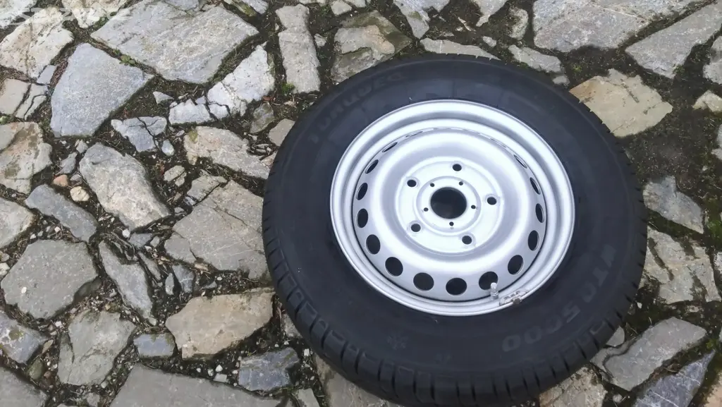 Náhled: NOVÉ DISKY 16 5X160 na FORD TRANSIT + ZIMNÍ PNEU