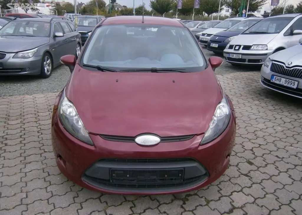 Ford Fiesta 1.25 60kw,klima benzín manuální - fotka 2