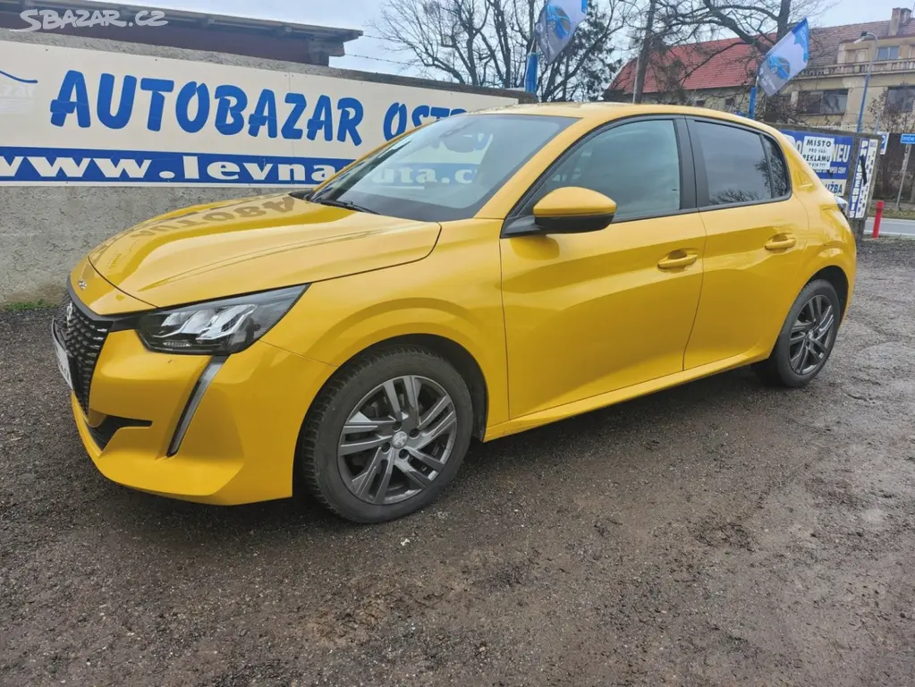 Peugeot 208 1.2 Benzín 2021