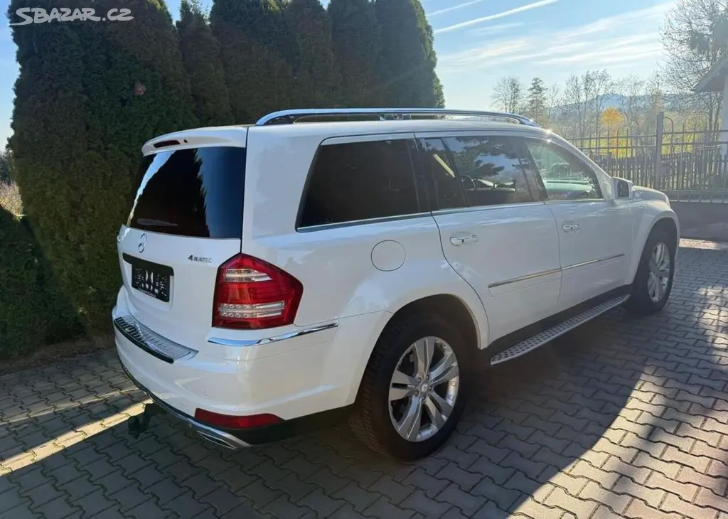 Mercedes-Benz GL 450i /250kw 4x4 7 Míst Tažné - fotka 5