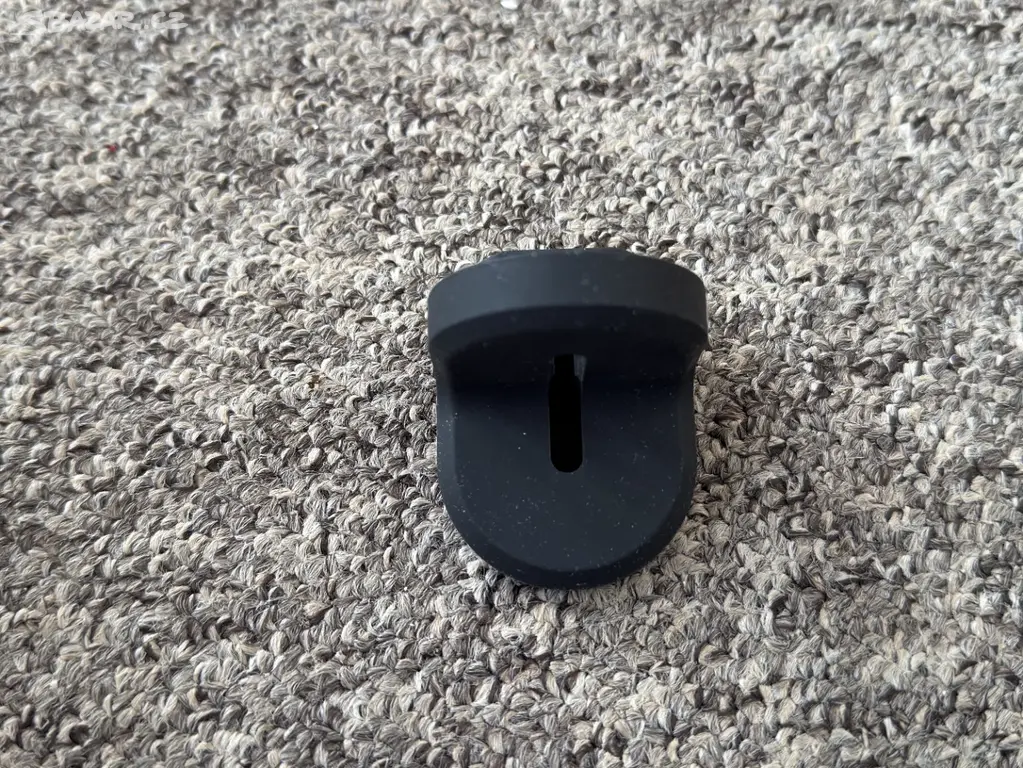Náhled: MoKo gumový držák nabíječky pro Apple Watch