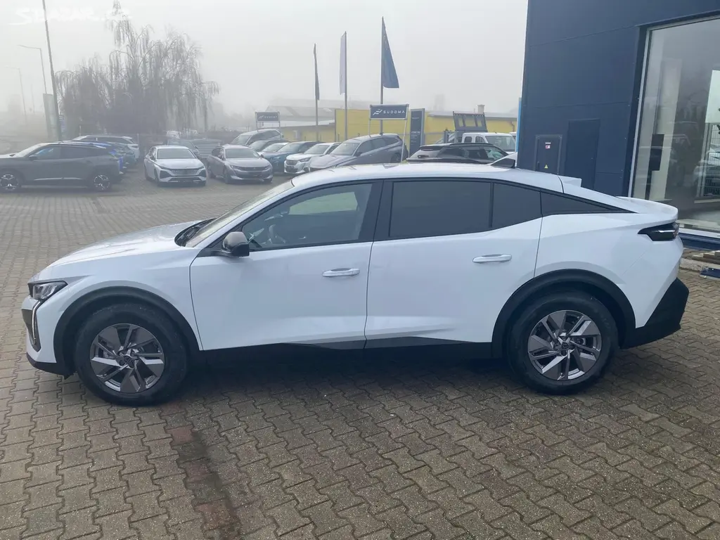 Peugeot 408, ALLURE Hybrid 145 e-DCS6 - fotka 5