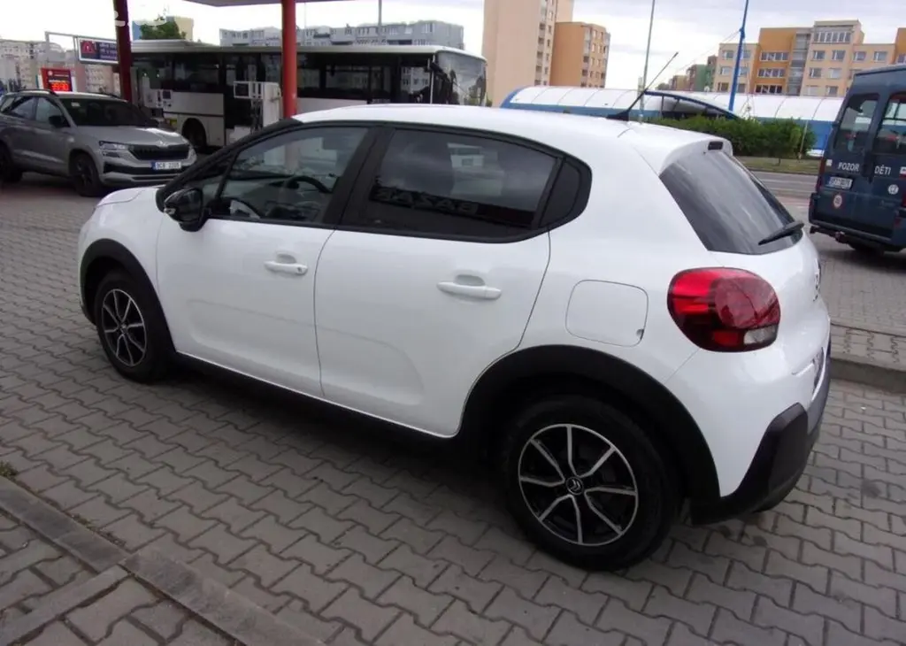 Citroën C3 1,2i benzín manuální - fotka 4