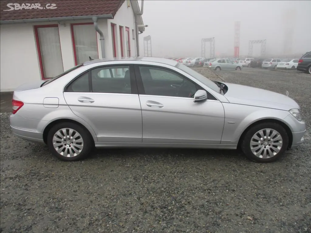 Mercedes-Benz Třídy C, 1,8 C180 K, NAVI, serviska, - fotka 4