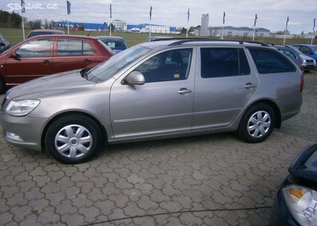 Škoda Octavia 2.0TDi CZ,klima nafta manuální - fotka 4