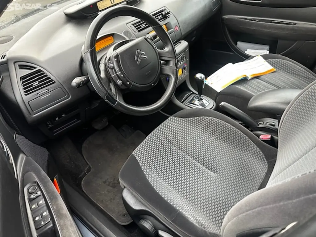 Citroen c4 1.6HDi automat, r.2007, 2.maj. klima - fotka 3