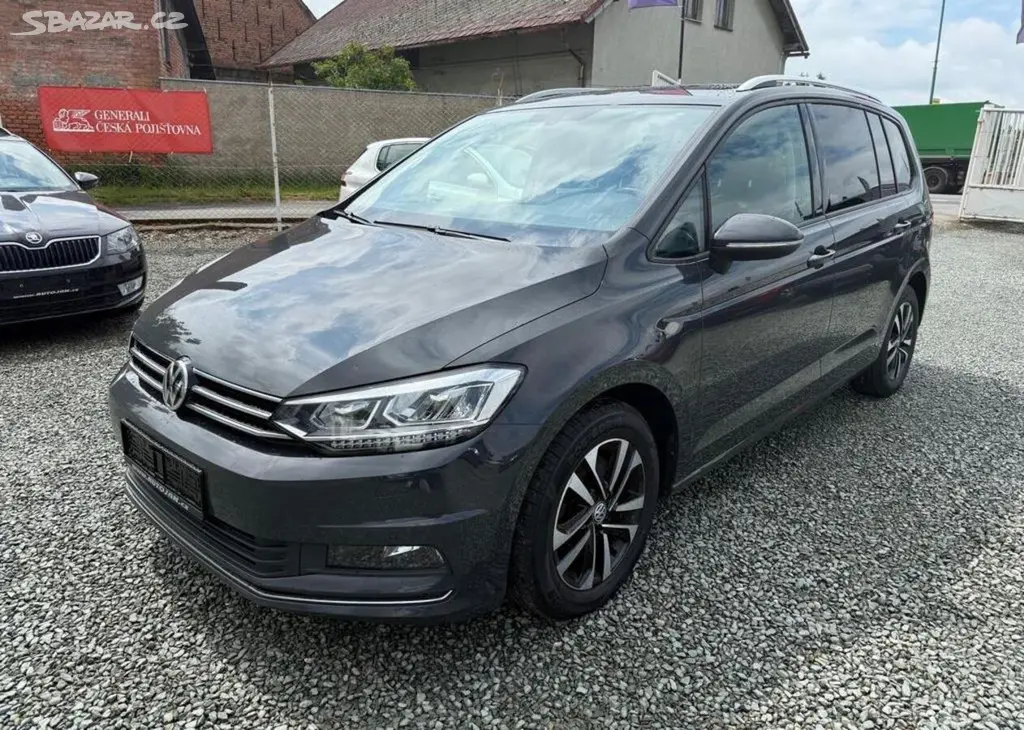 Volkswagen Touran 2.0 TDI DSG UNITED LED ACC - fotka 2