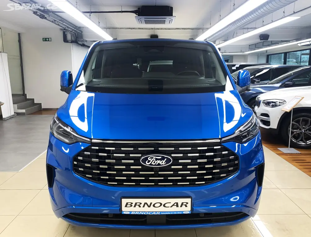 Ford Tourneo Custom, L2 Titanium X 125kW AT, ČR - fotka 2