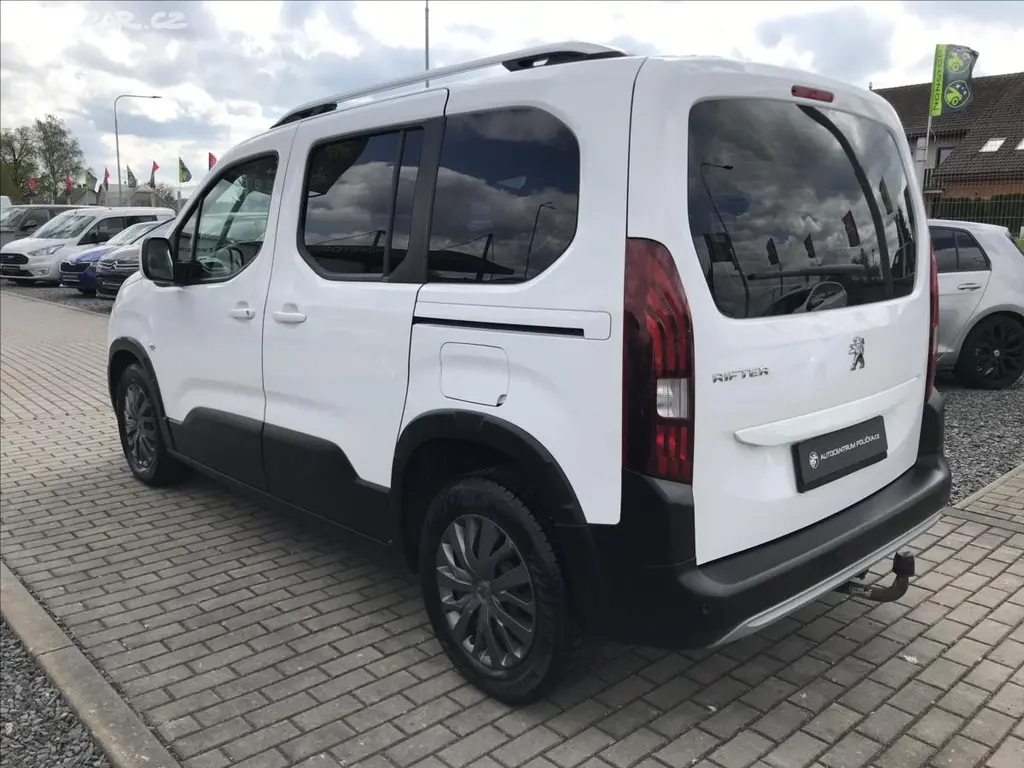 Peugeot Rifter, 1,5 ALLURE BlueHDi 100 S&S - fotka 5