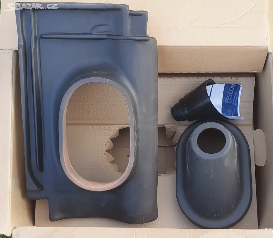 Parotec Dakdoorvoer EVO DN150 voor Tondach - Samba 11 dakpan - Ventilatiedoorvoer - Ventilatieschoorsteen (RAL 8004 - Bakstenen rood
