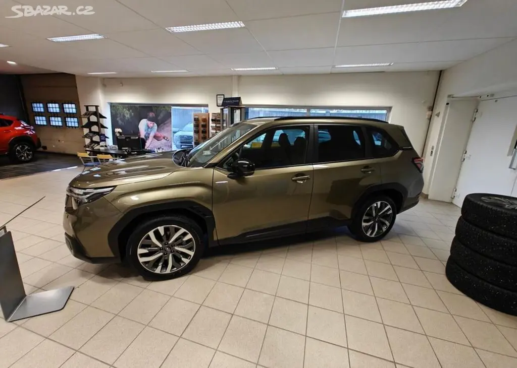 Subaru Forester 2.0 Touring 4x4 2025 nové