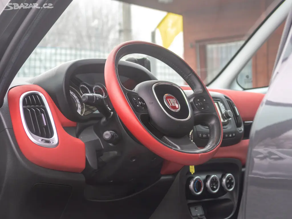 Fiat 500L 0.9T 77KW KLIMA - fotka 4