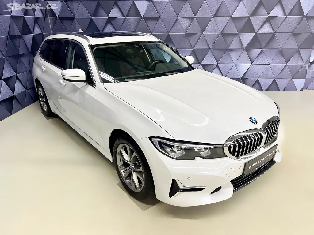 BMW Řada 3, 320d xDrive LUXURY, PANORAMA - fotka 4