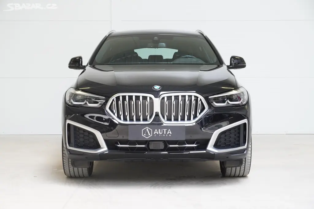 BMW X6, 40i,KOMFORT,KAMERA,ČR,DPH, - fotka 2