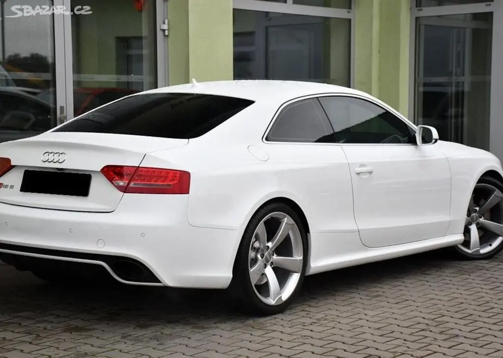 Audi RS5 4.2 V8 B&O PO SERVISE ZA 250 331 kw - fotka 4