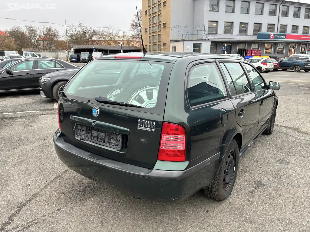 Škoda Octavia, 1,6 MPi AUTOMAT Kombi po STK - fotka 3