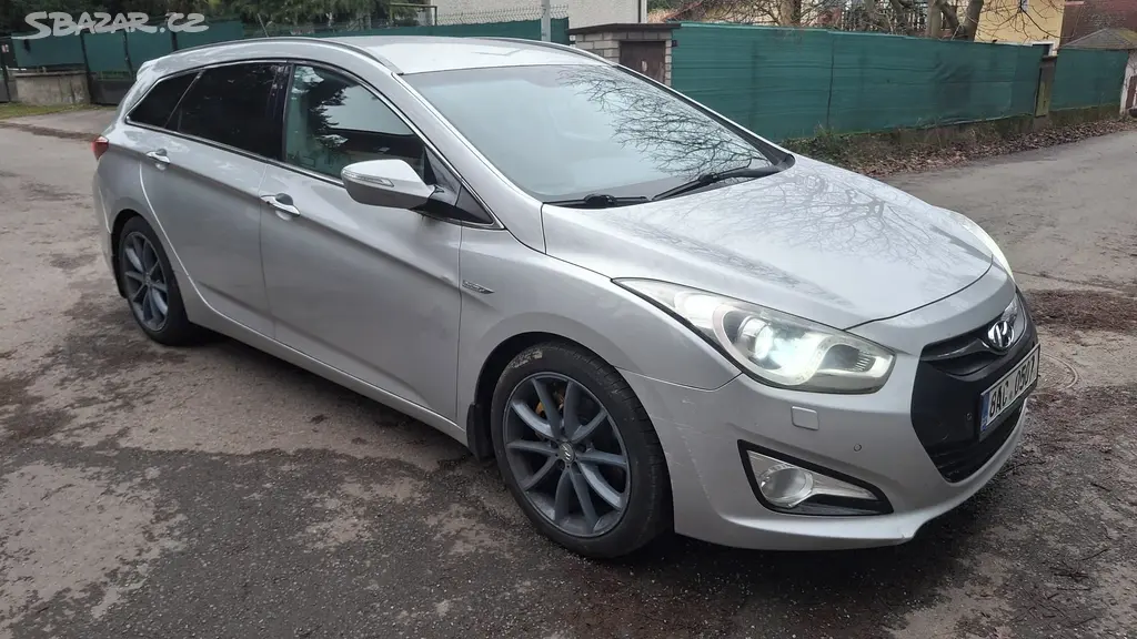 Hyundai i40, 1,6crdi, na splátky všem