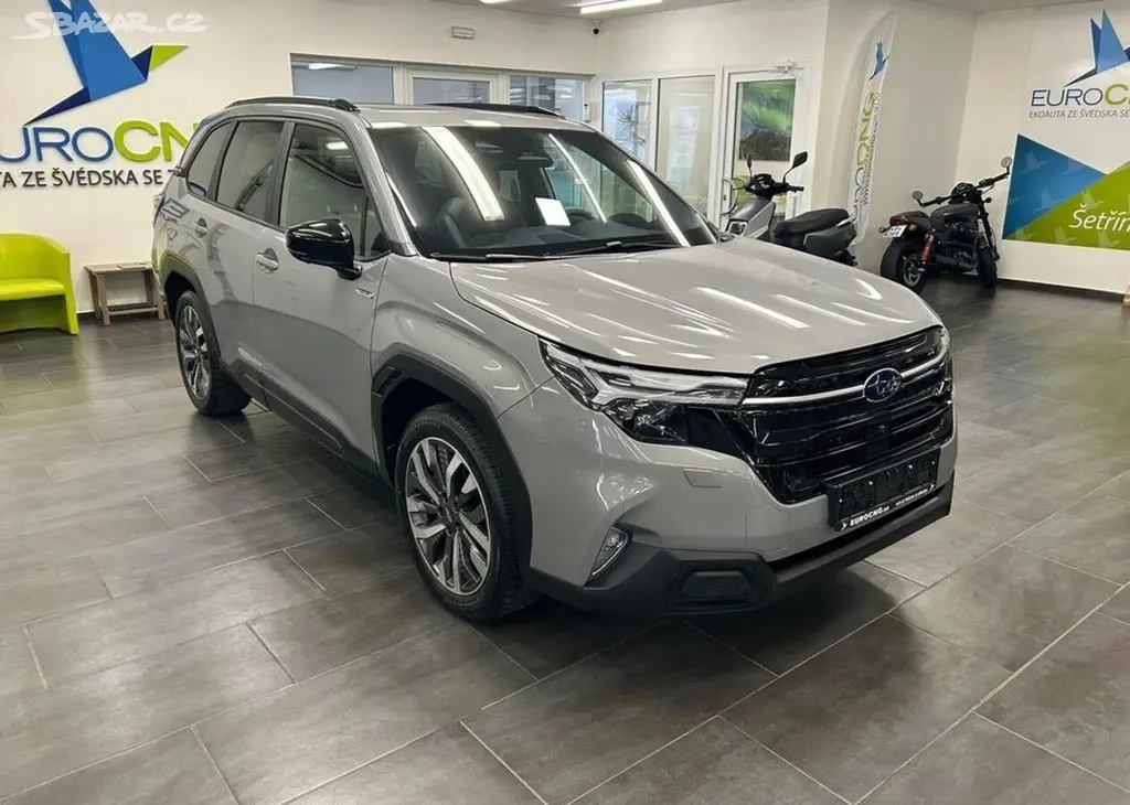 Subaru Forester 2.0 Touring 2025 4x4 nové | Zá