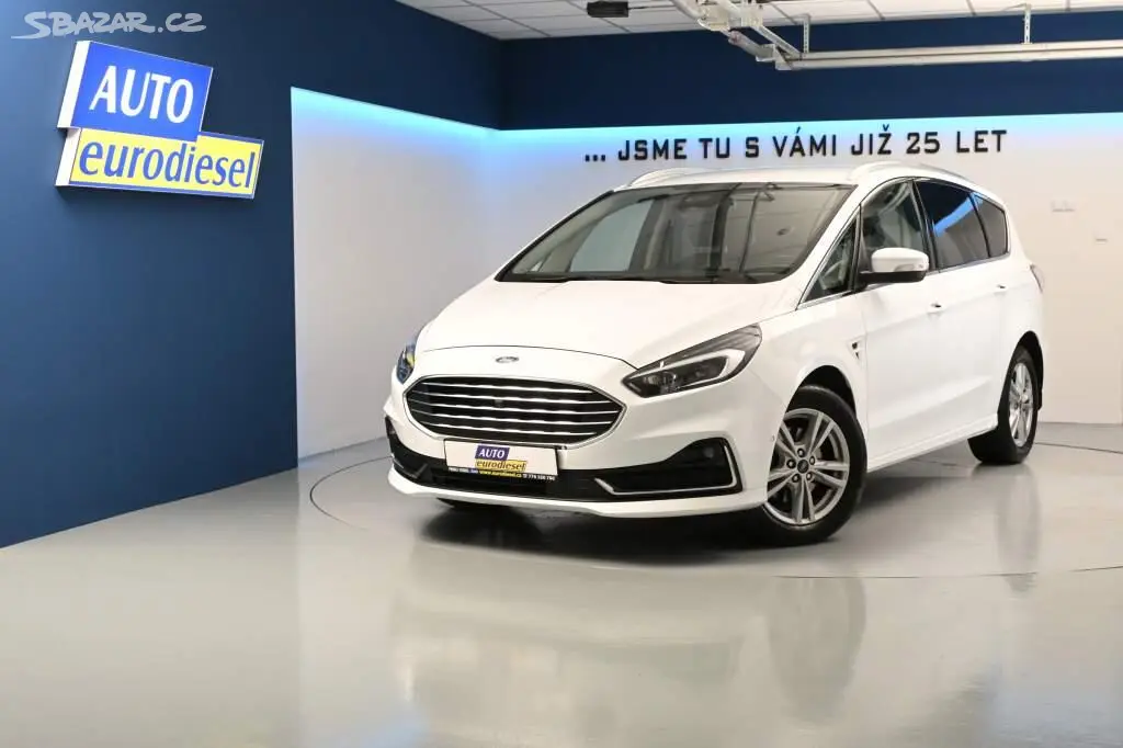 Ford S-MAX, 2.0 140 KW LED ACC SONY Tažné - fotka 2