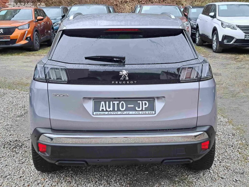 Peugeot 3008, 1,2 PT ALLURE LED ALU PDC NAVI - fotka 4