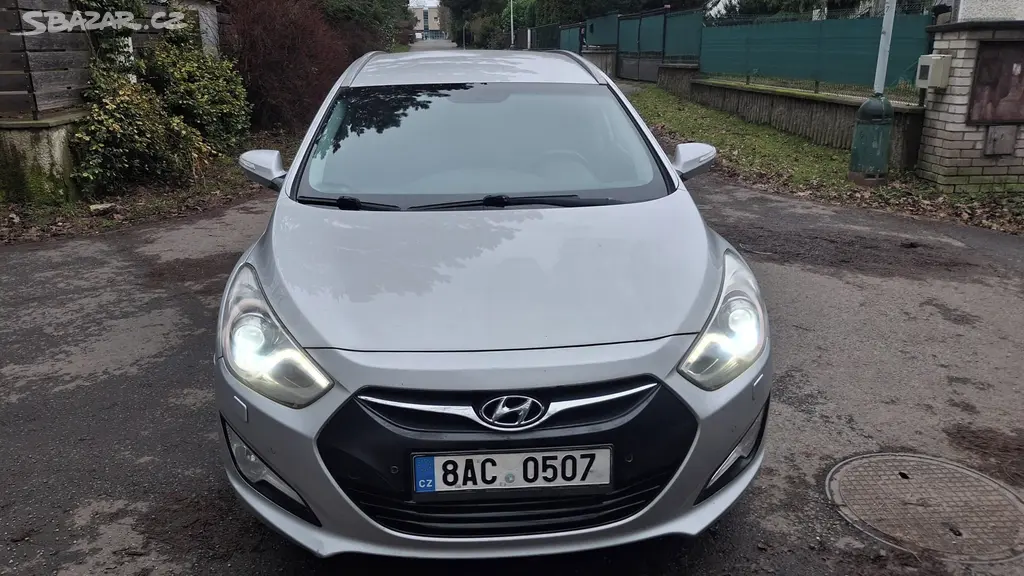 Hyundai i40, 1,6crdi, na splátky všem - fotka 2