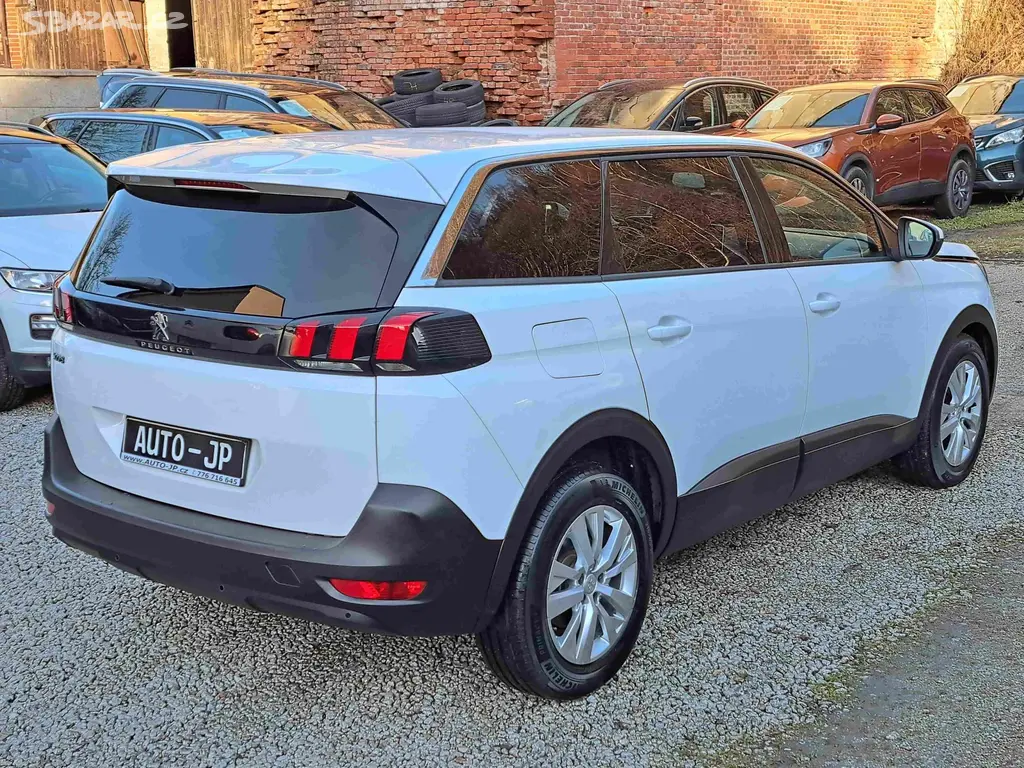 Peugeot 5008, 1,2 PT EAT8 17ALU PDC NAVI - fotka 4