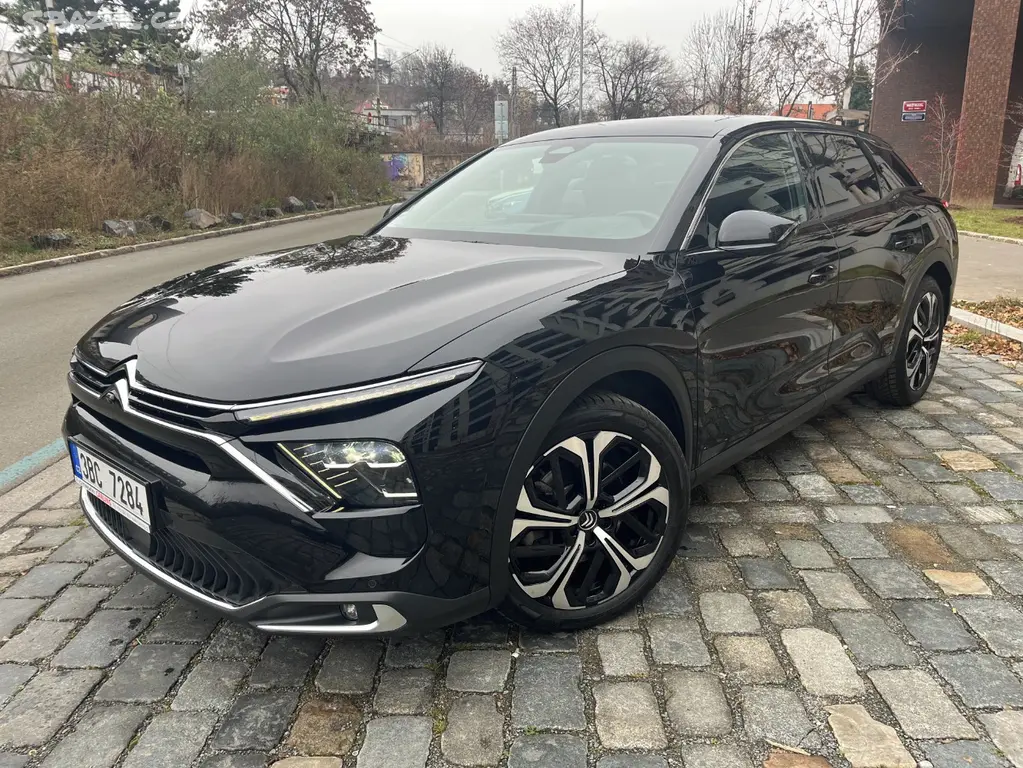 Citroën C5 X, 1,6 PureTech 180 SHINE, 2023, ČR