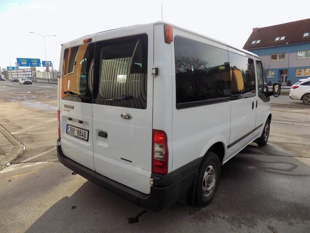 Ford Transit 2.2 TDCI SWB 300 TREND 9 MÍST - fotka 3