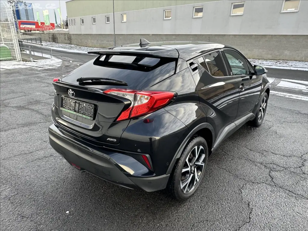 Toyota C-HR, 1,2 4x4 TOP - fotka 3