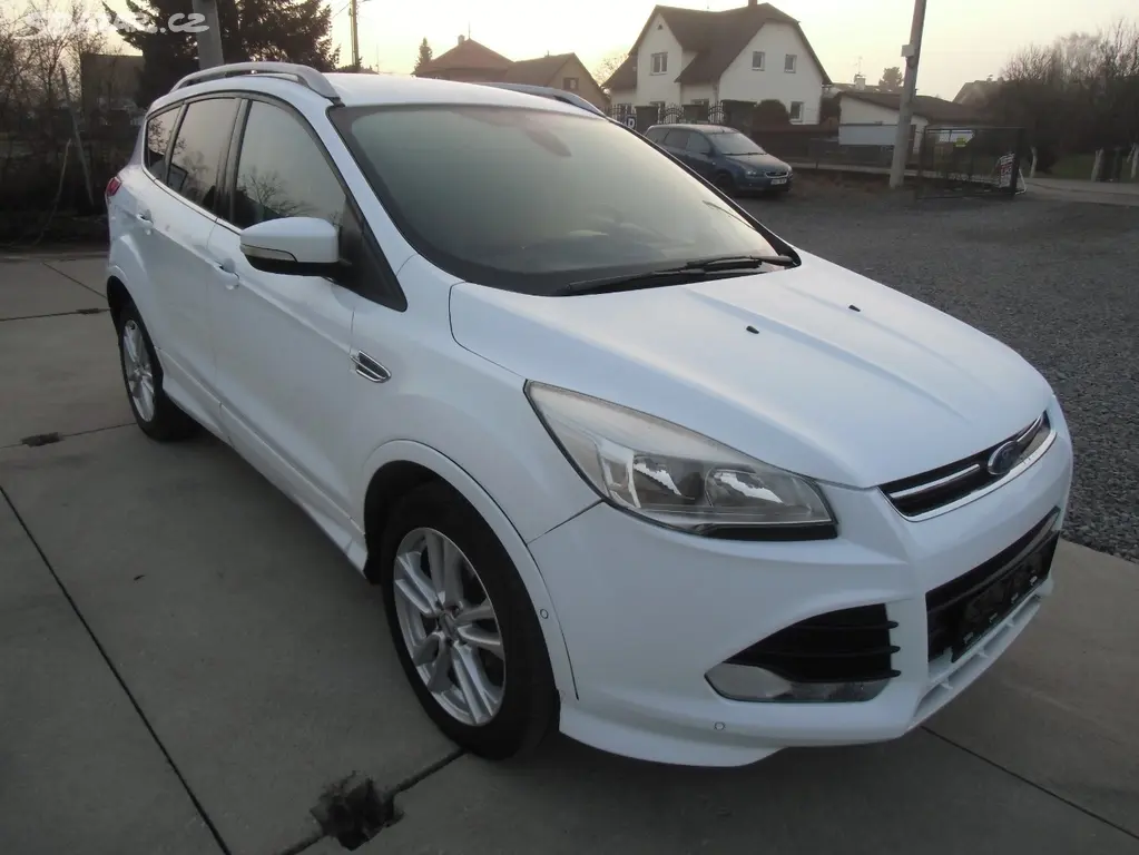 Ford Kuga 2.0 TDCi 132KW 4x4 TITANIUM - fotka 3
