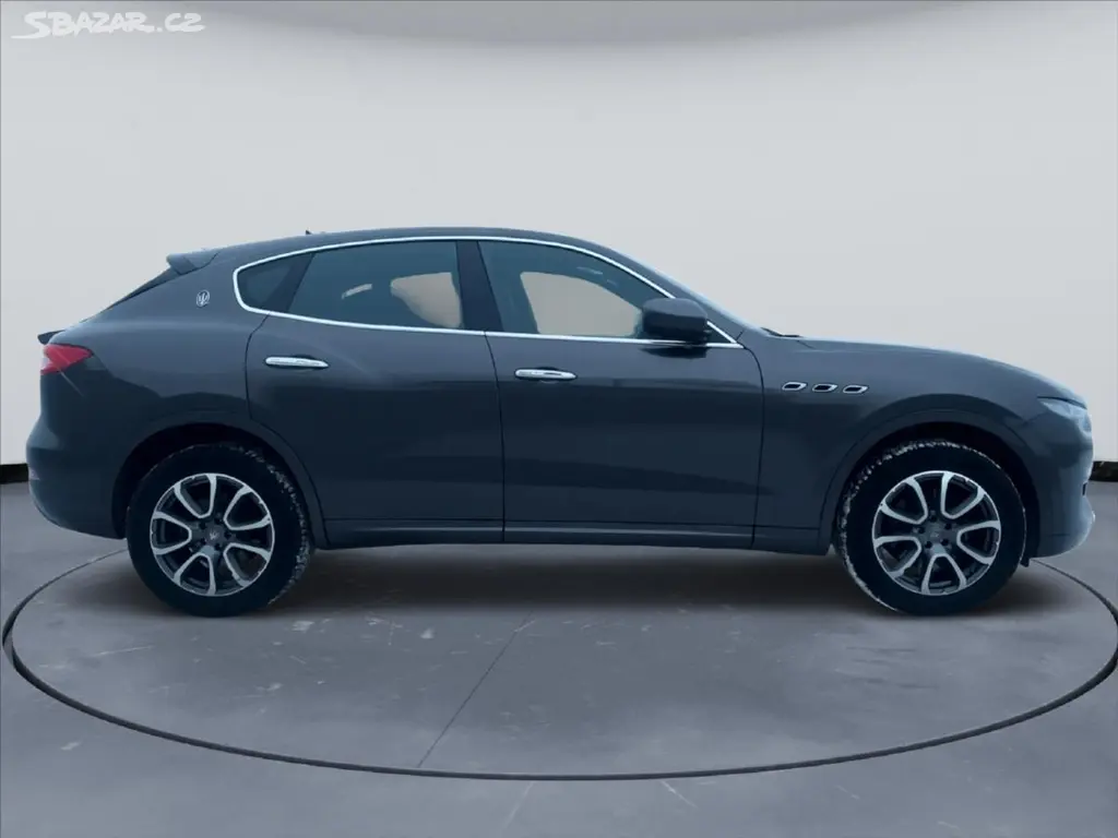 Maserati Levante, 3,0 D,Tažné,2x sada Kol - fotka 4