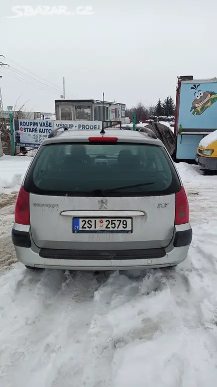 Peugeot 307-1.6 NFU-80kw.R.v.2002 kombi - fotka 3