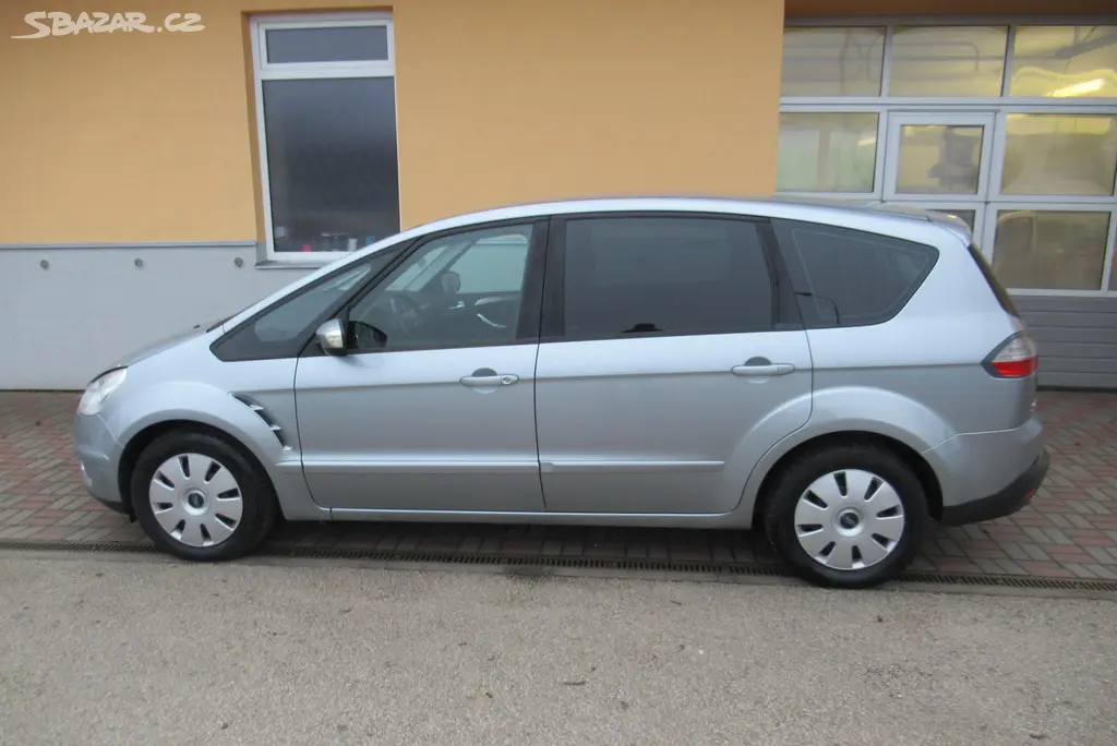 Ford S-MAX, 2.0 TDCi AUT. KLIMA 7 MÍST - fotka 6