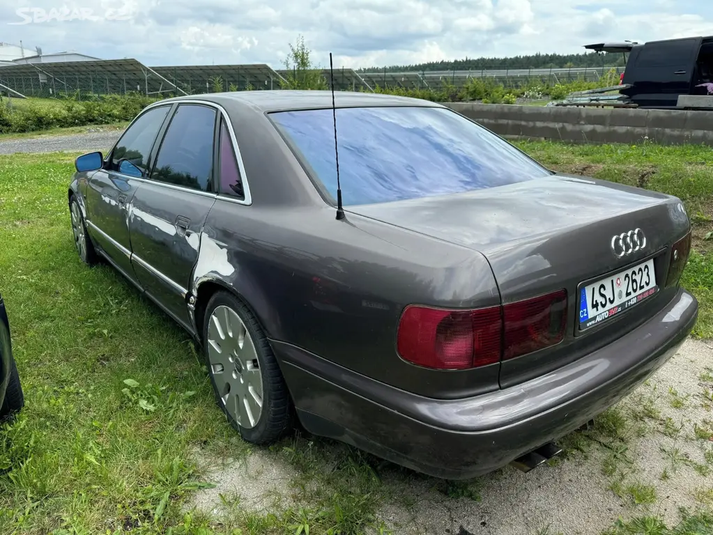 Audi A8 D2 1995 - fotka 5