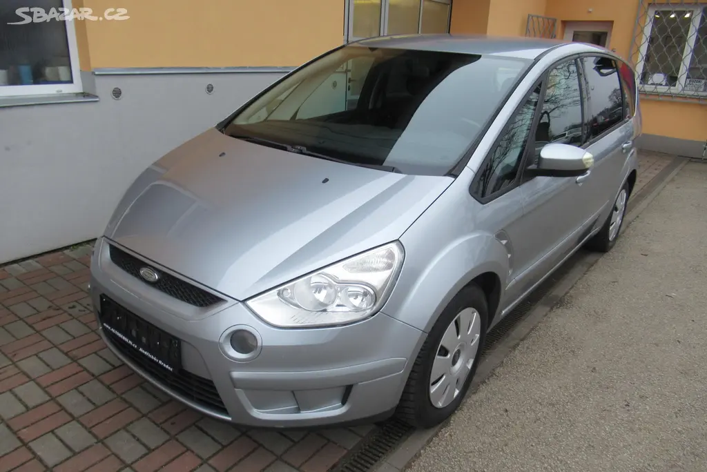 Ford S-MAX, 2.0 TDCi AUT. KLIMA 7 MÍST - fotka 5