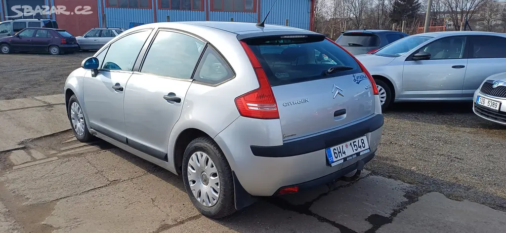 Citroën C4, 1.4i 16v 65KW - fotka 3