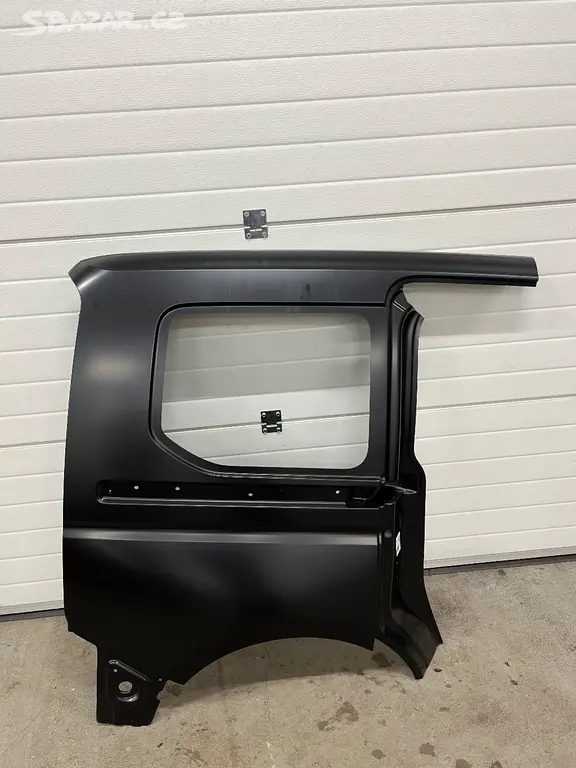 Náhled: Pravá zadní bočnice VW Caddy mk IV 2021