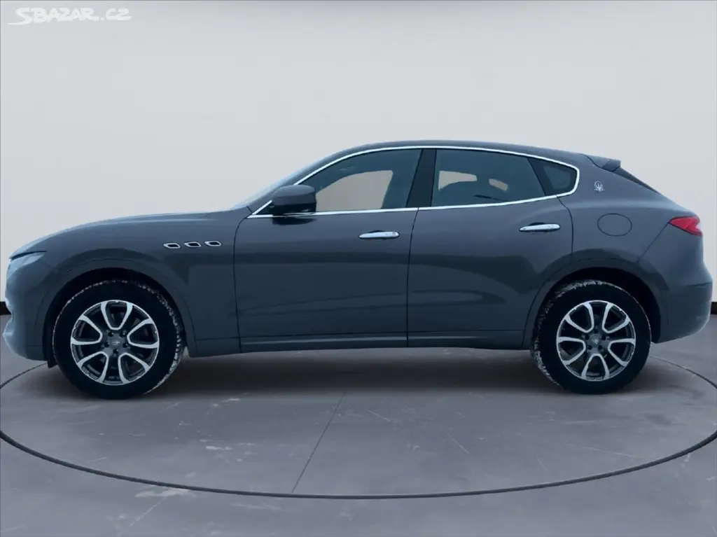 Maserati Levante, 3,0 D,Tažné,2x sada Kol - fotka 5