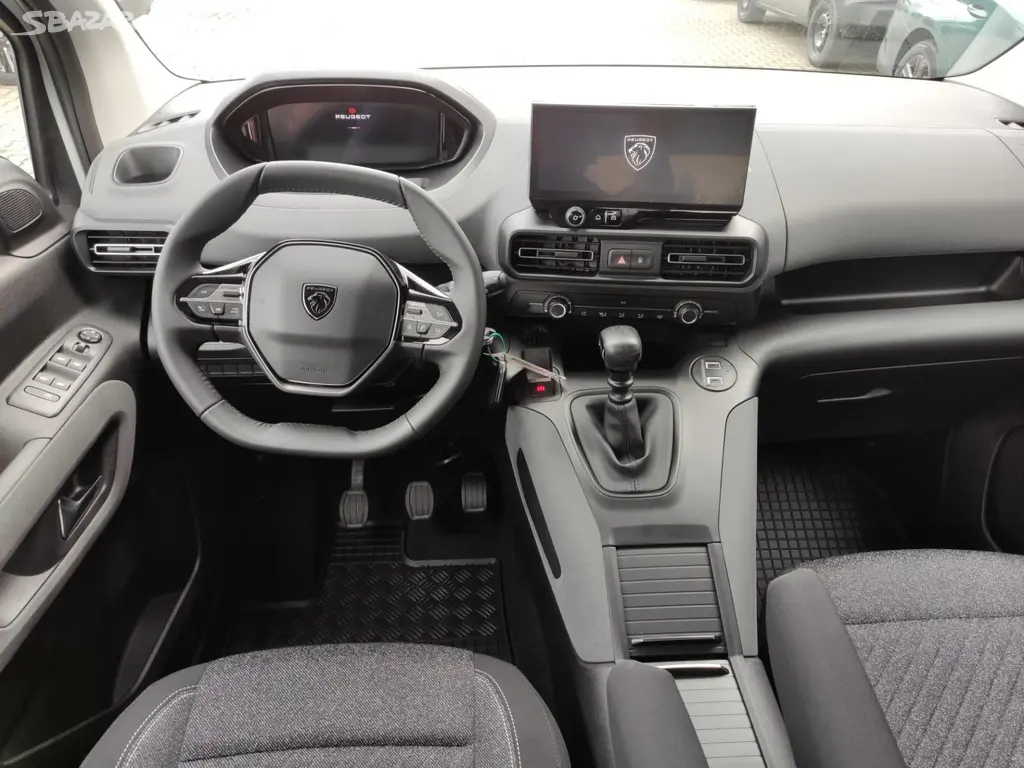 Peugeot Rifter, LONG ALLURE 1.5HDI MAN6 136k - fotka 2