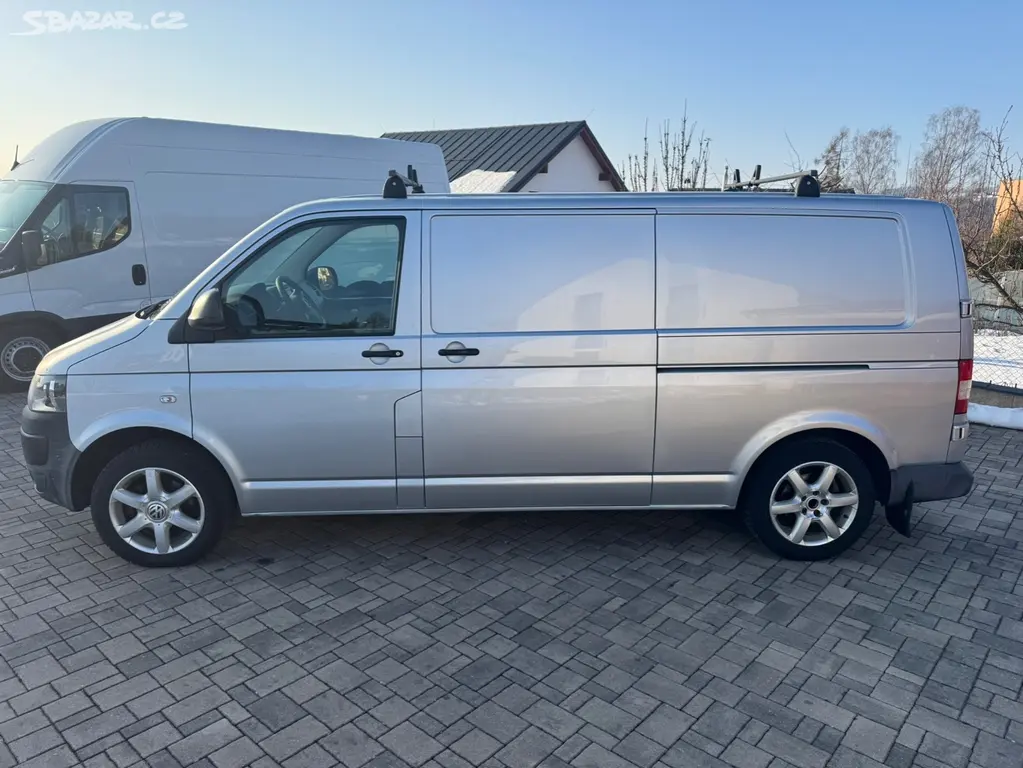 Volkswagen Transporter 2.0 TDi 103kW Long DSG 2015 - fotka 2