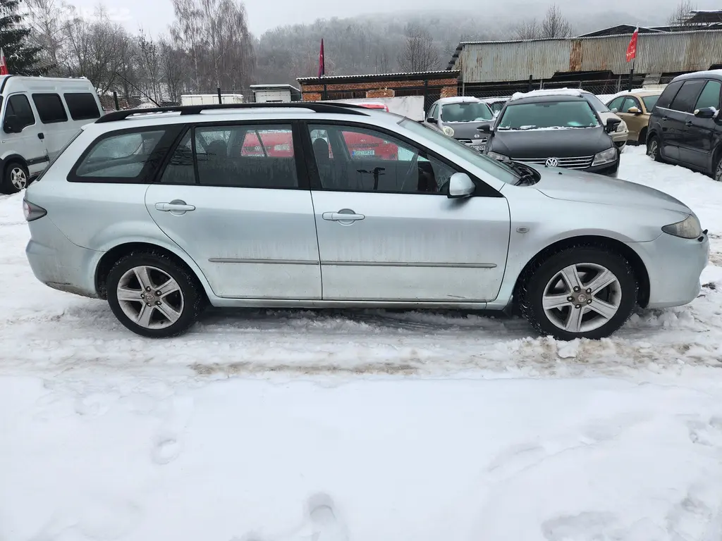 Mazda 6 2.0D 89 kW - fotka 4