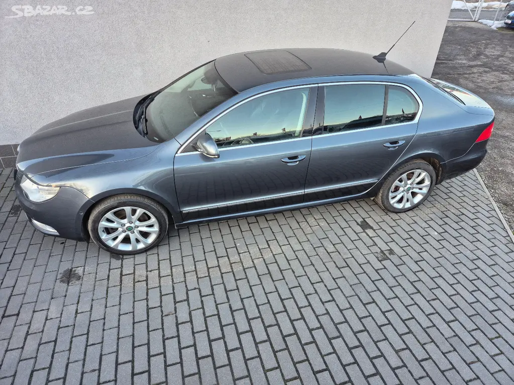 Škoda Superb 2,0 TDI 125KW DSG Kůže Xenon 149999Kč - fotka 2