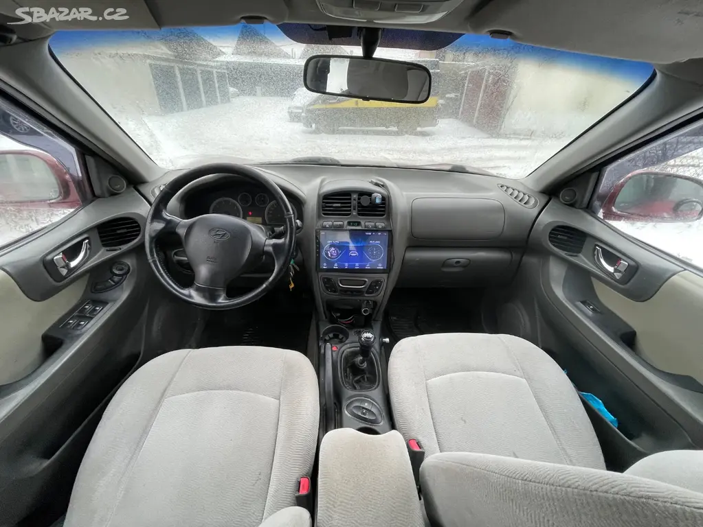 Hyundai Santa Fe 2.0 CRDi 4x4 - fotka 5