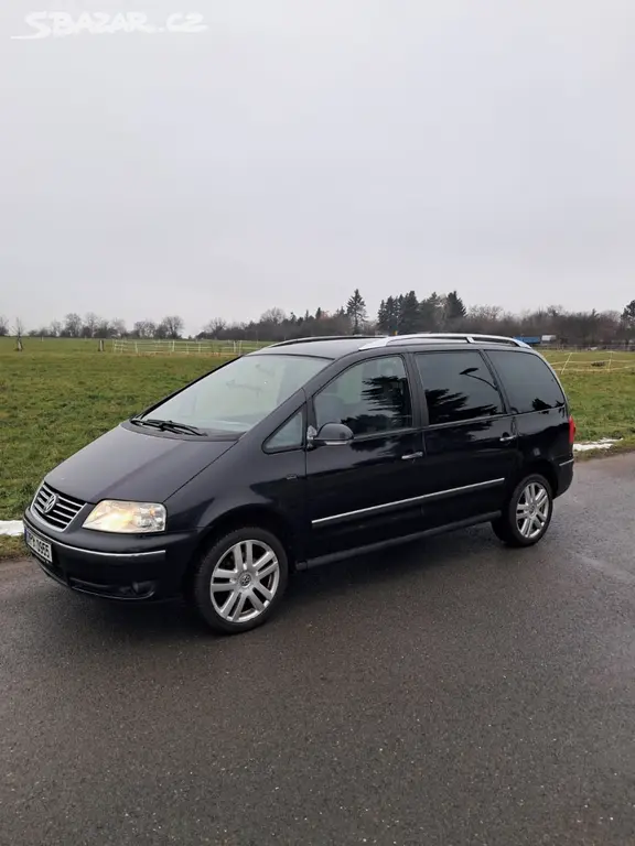 Volkswagen Sharan 2009, 2,0 TDI 103kW 7míst